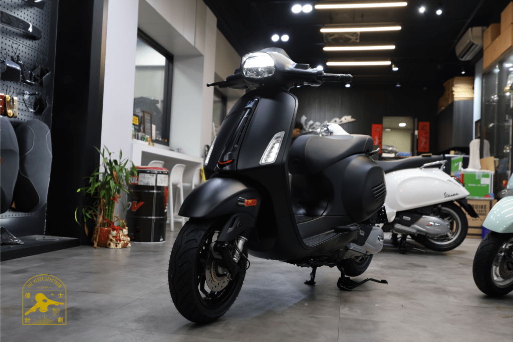 Vespa180 終於來了！Sprint S 衝刺正式開箱⎟這5點跟150不一樣